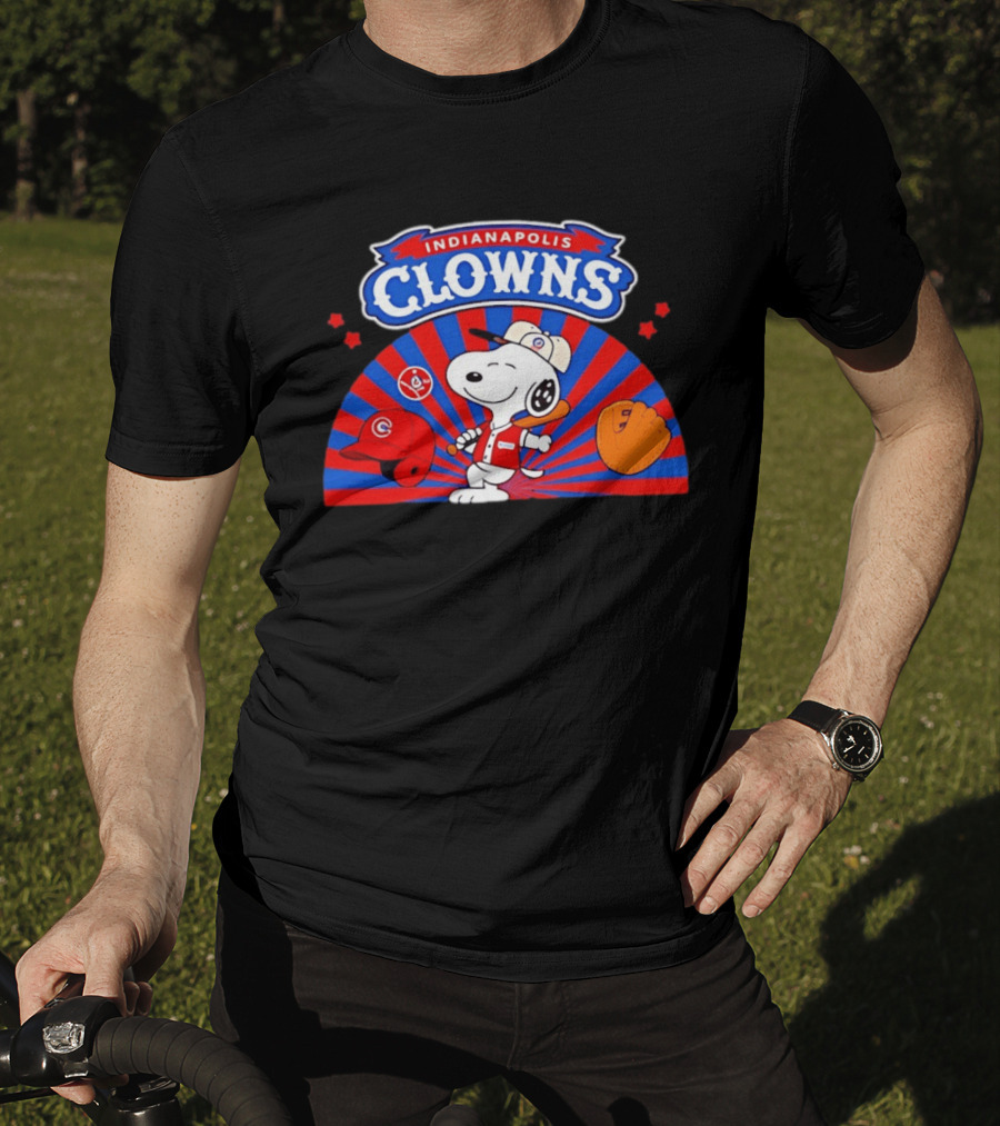 Snoopy Indianapolis Clowns Baseball Vintage Style Red Blue Peanuts Comic Strip Baseball Bat Glove Cap T-Shirt
