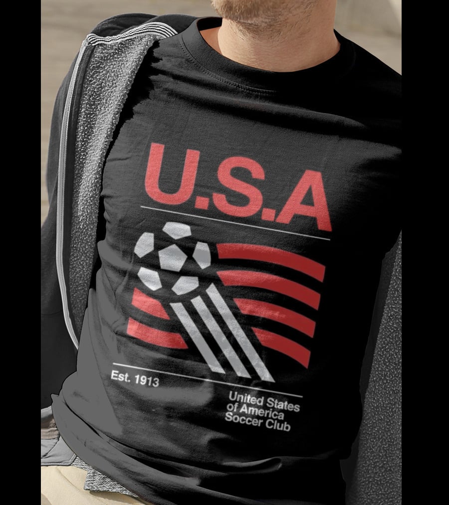 U.S.A. Est. 1913 United States Soccer Club Ball Flag T-Shirt