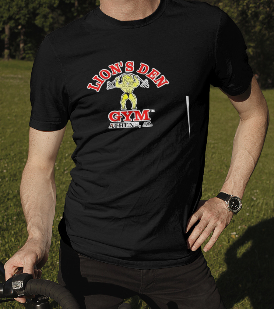 Lion's Den Gym Athens Alabama Fitness Center Weightlifting Lion T-Shirt