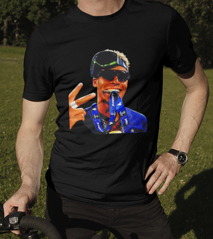 Paris Saint Germain Desire Doue Biting Medal Victory Celebration T-Shirt