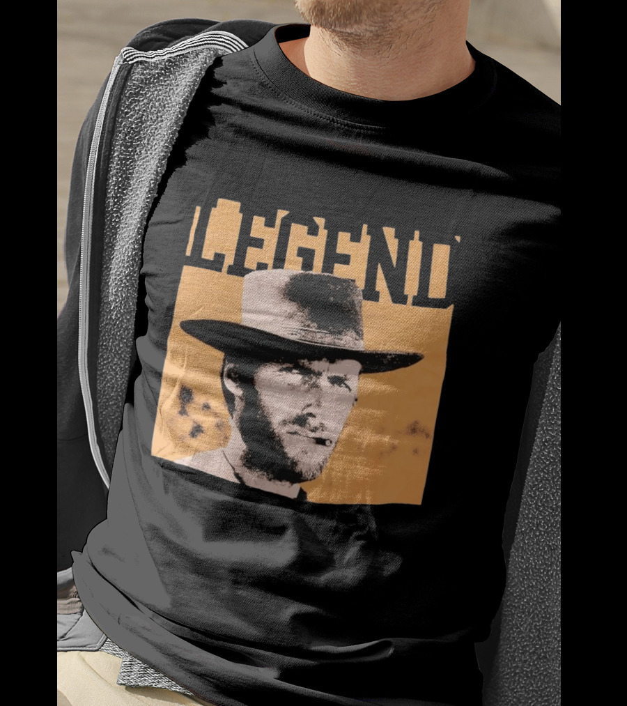 Legend Clint Eastwood Smoking Cigar Classic Western T-Shirt
