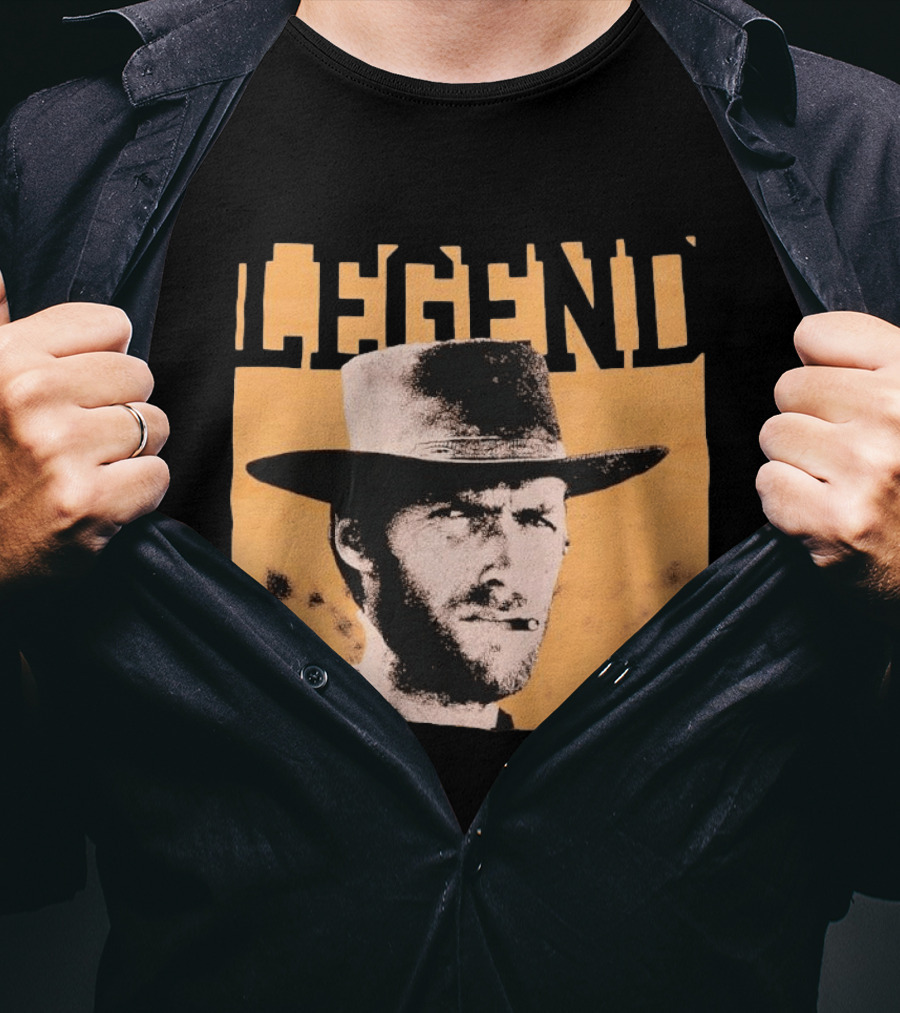 Legend Clint Eastwood Smoking Cigar Classic Western T-Shirt