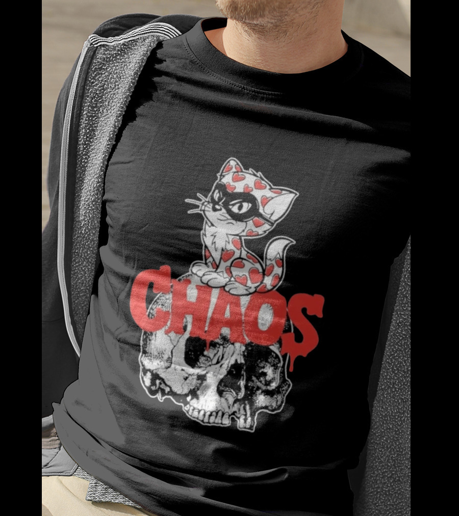 Chaos Cat Heart Pattern Masked Skull T-Shirt