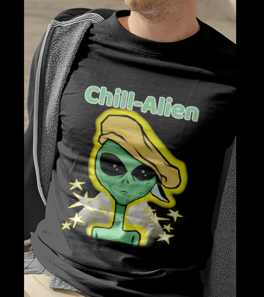 Chill Alien Beret Hat Stars Glow T-Shirt