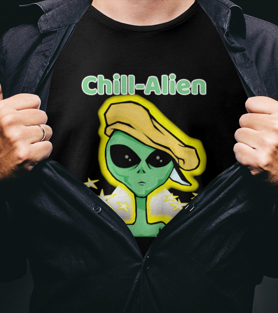 Chill Alien Beret Hat Stars Glow T-Shirt