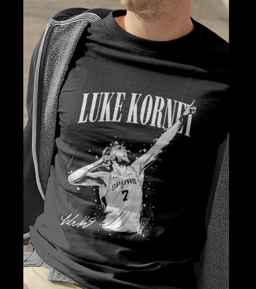 Luke Kornet San Antonio Basketball Number 7 Signature T-Shirt