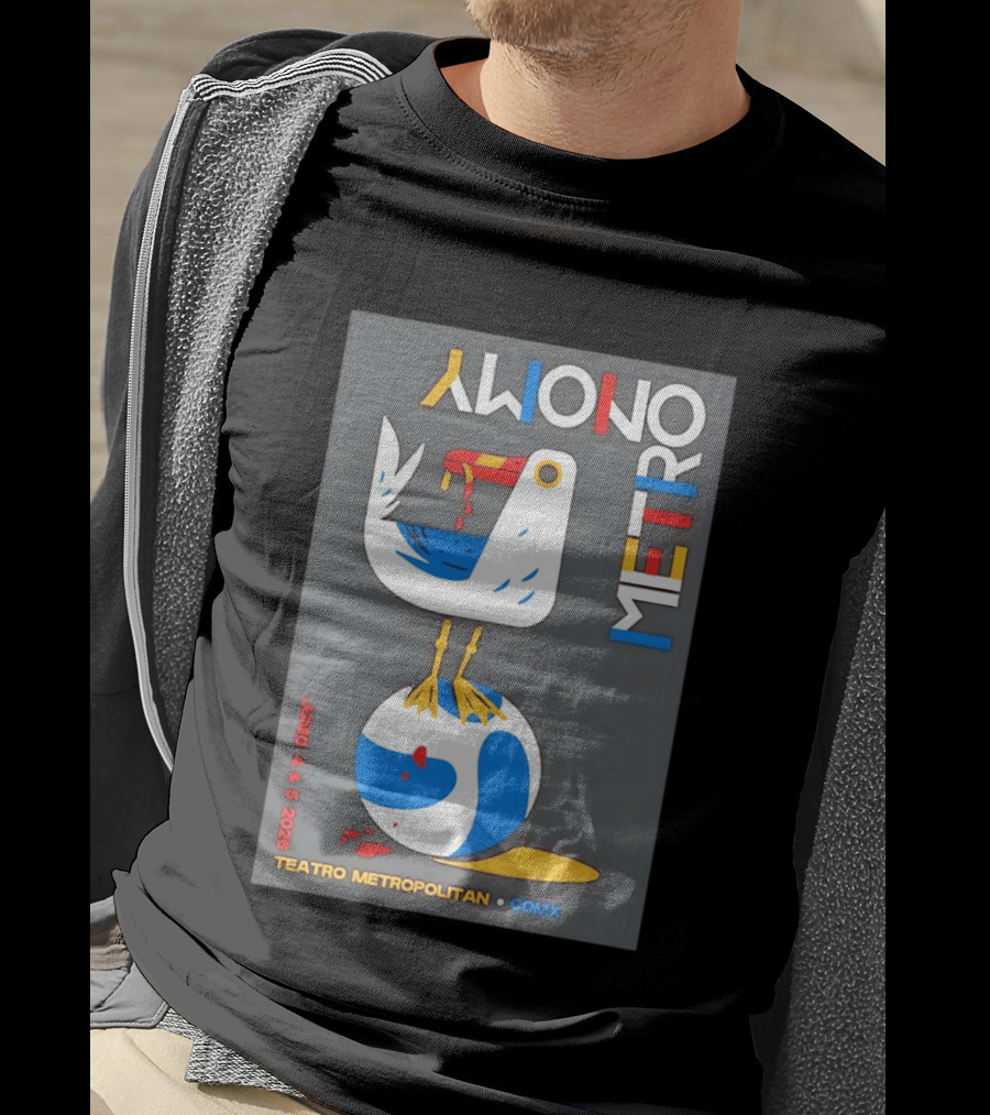 Teatro Metropolitan CDMX Junio 4 5 2026 Metronomy Event Bird T-Shirt