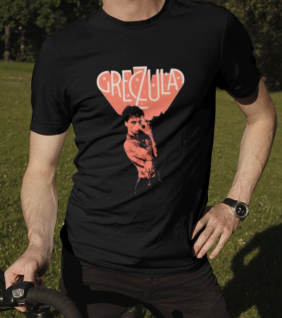 Greczula Tour Tattooed Performer With Edgy T-Shirt
