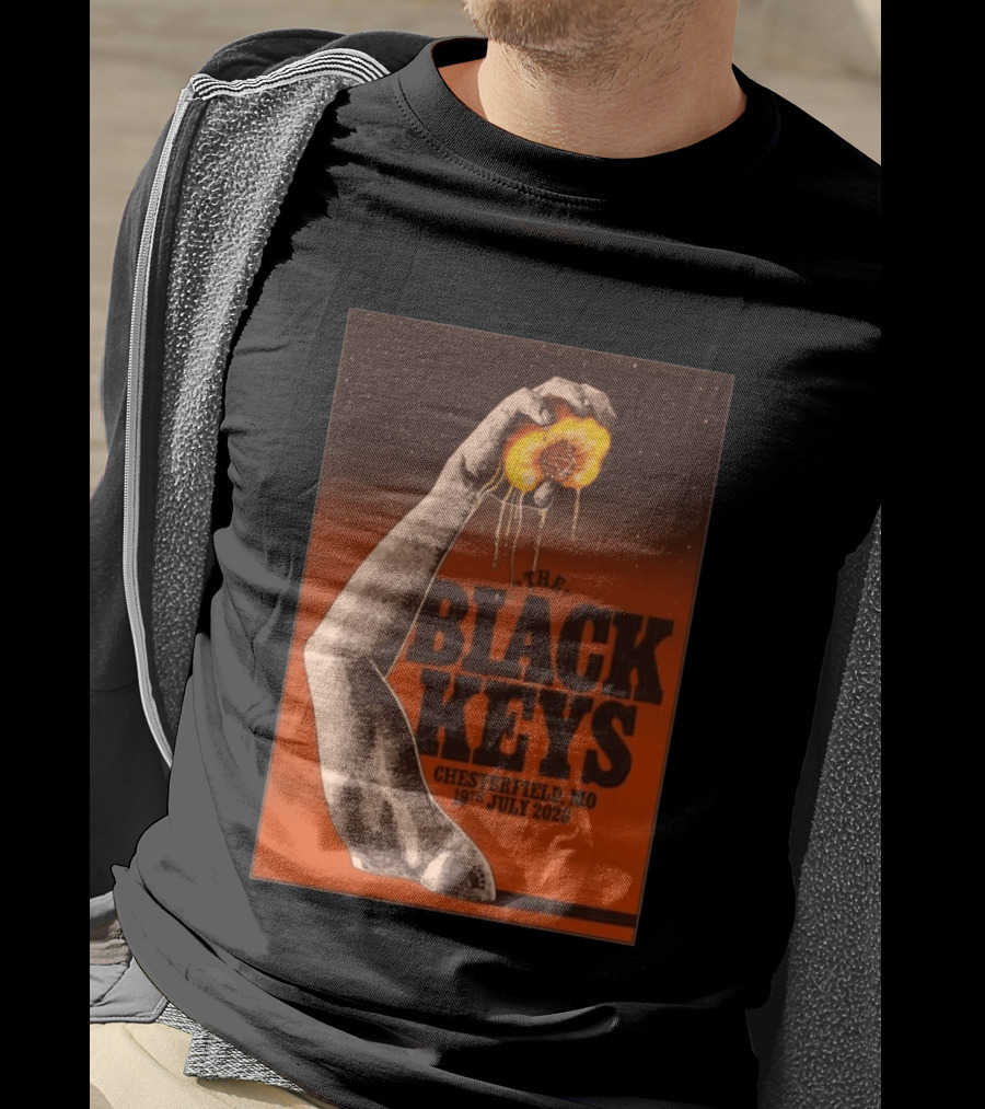 The Black Keys Chesterfield MO 19th July 2026 Hand Peach T-Shirt