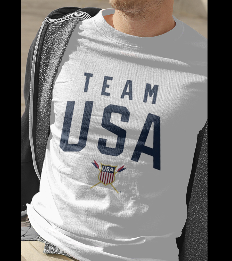 Team USA Summer Games Rowing American Shield With Crossed Oars T-Shirt