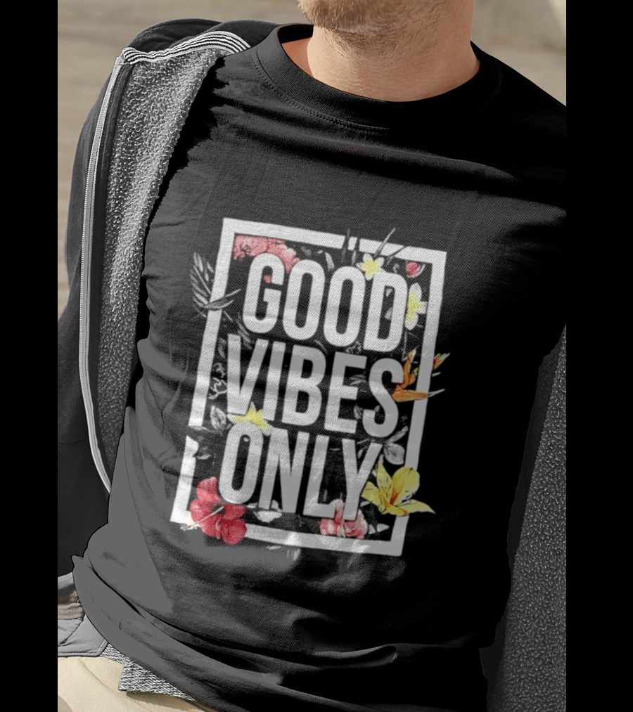 Alana Thompson Good Vibes Only Floral T-Shirt