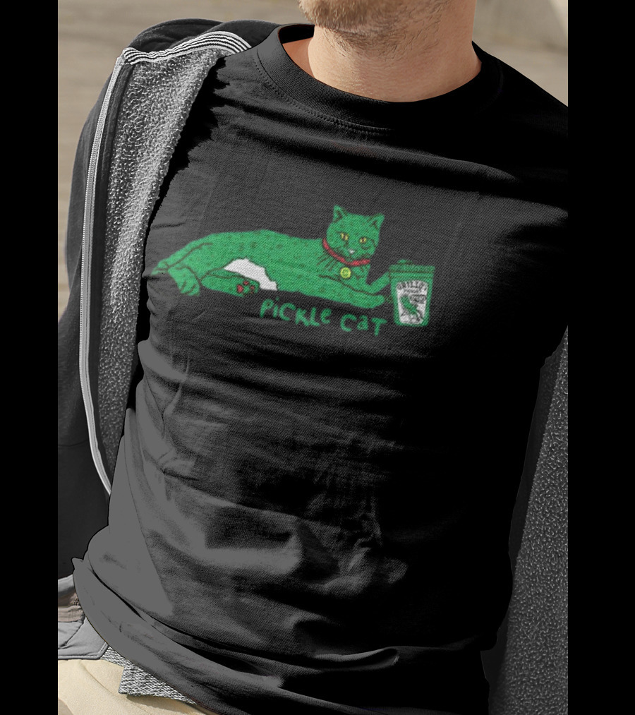 Grillos Pickle Cat With Grillos Pickles Jar T-Shirt
