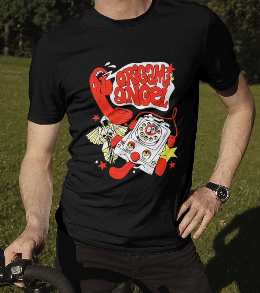 Origami Angel Retro Phone Illustration With Stars And Wings T-Shirt