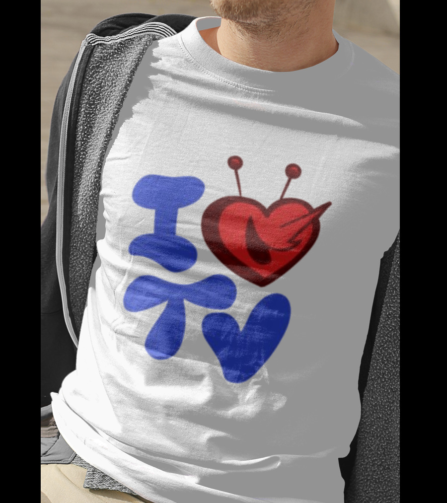 I Love TV Blue Red Heart Antenna T-Shirt