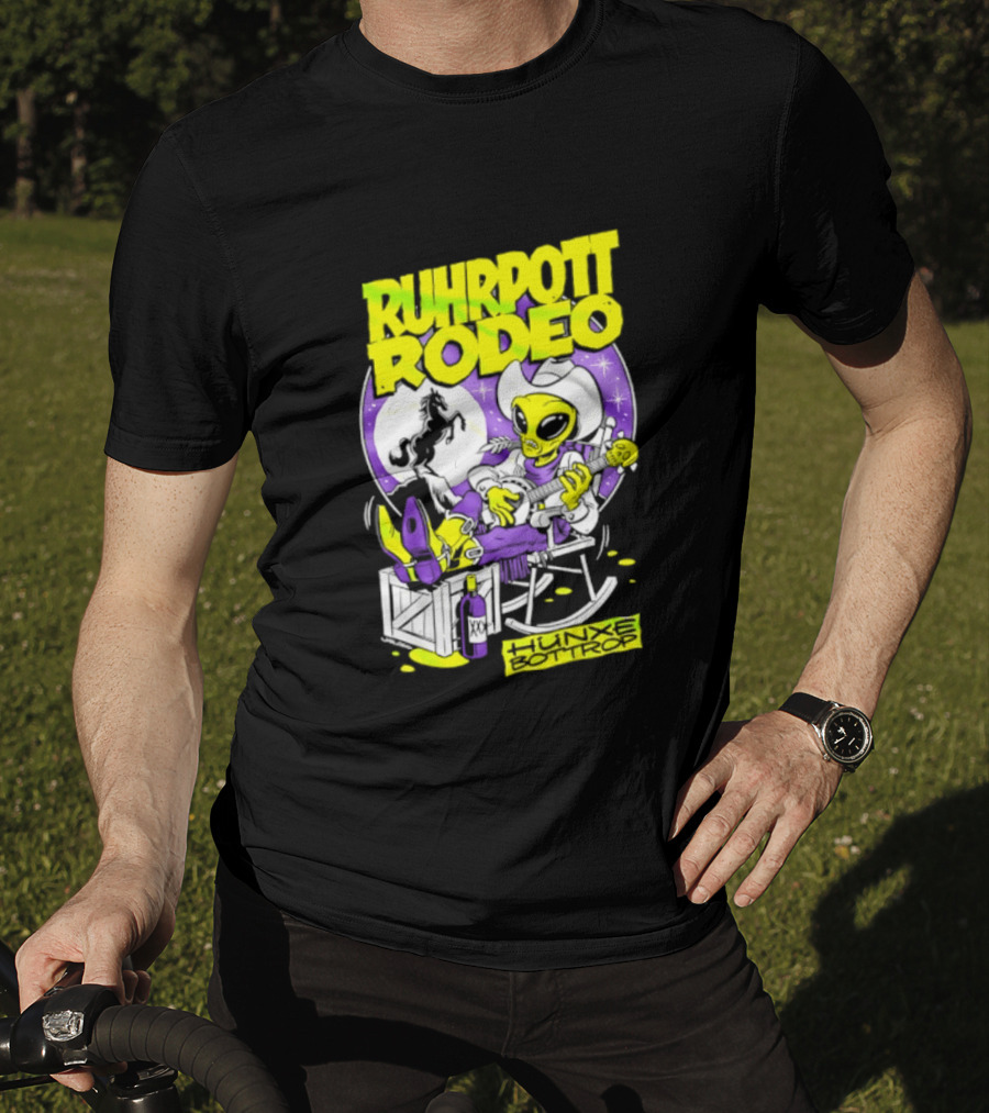 Ruhrpott Rodeo Hunxe Bottrop Extraterrestrial Banjo Player T-Shirt