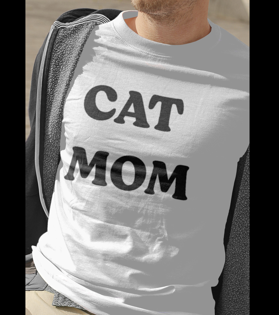 Cat Mom T-Shirt