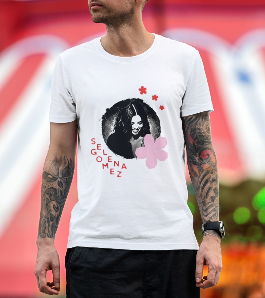 Selena Gomez Smile With Pink Paper Flower And Red T-Shirt
