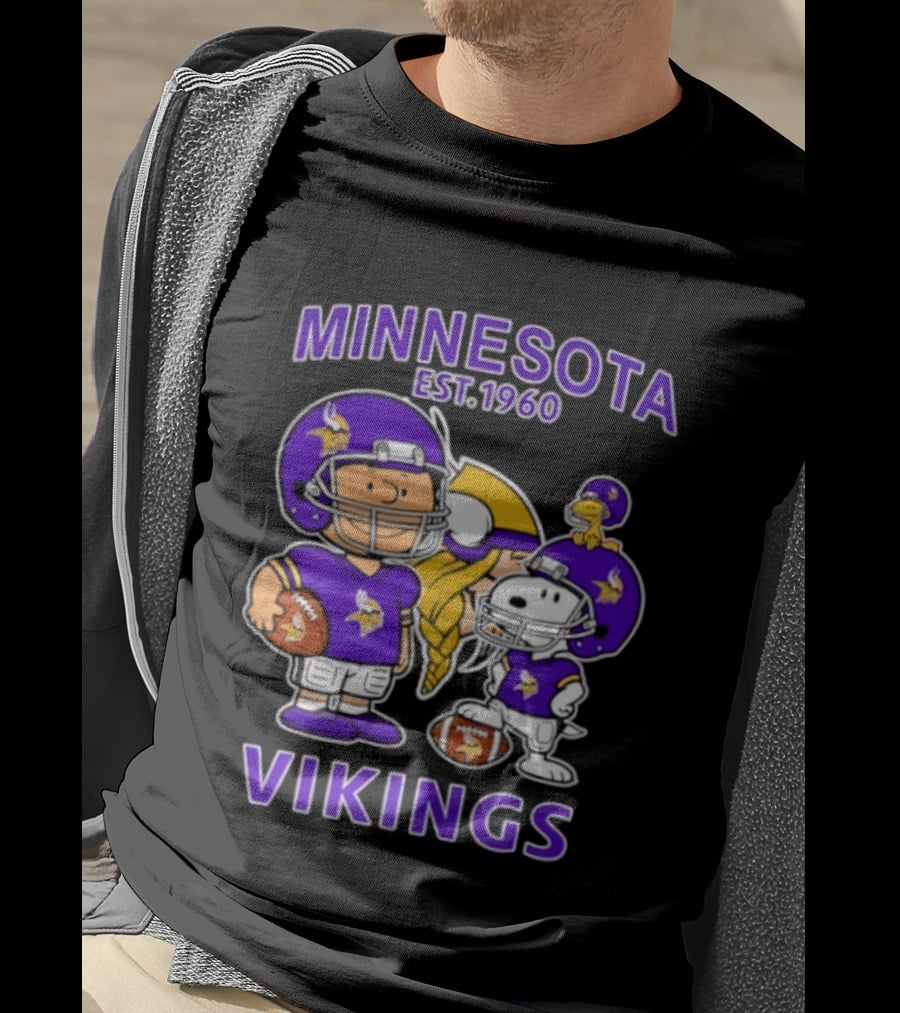 Minnesota Vikings Snoopy Charlie Brown Woodstock Est 1960 Football Team Fan Gear T-Shirt