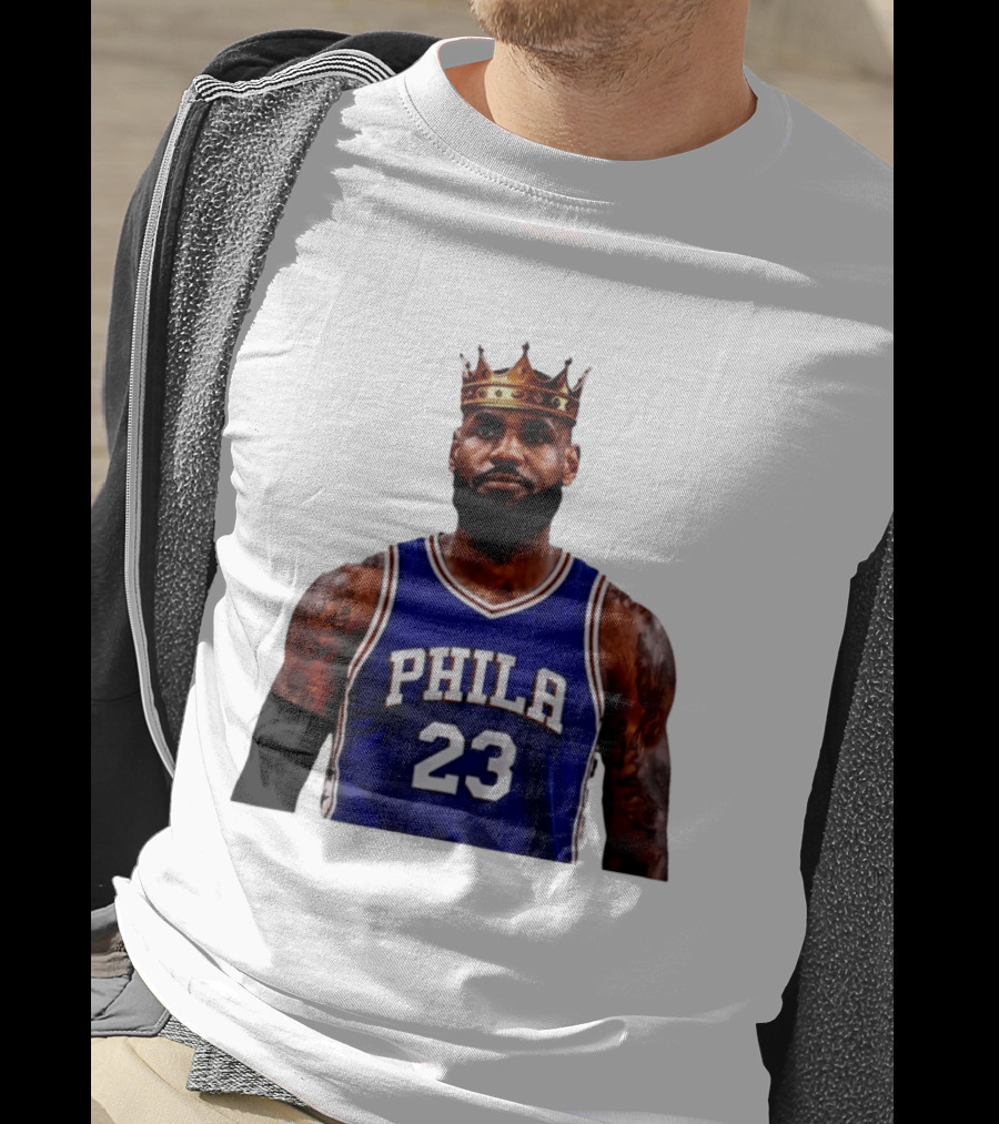 Lebron James 23 Phila Basketball King With Crown T-Shirt
