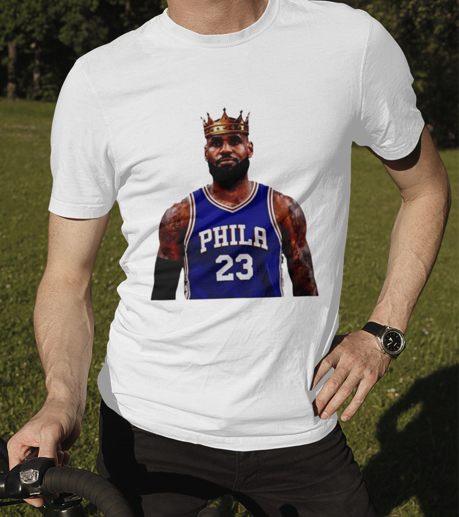 Lebron James 23 Phila Basketball King With Crown T-Shirt