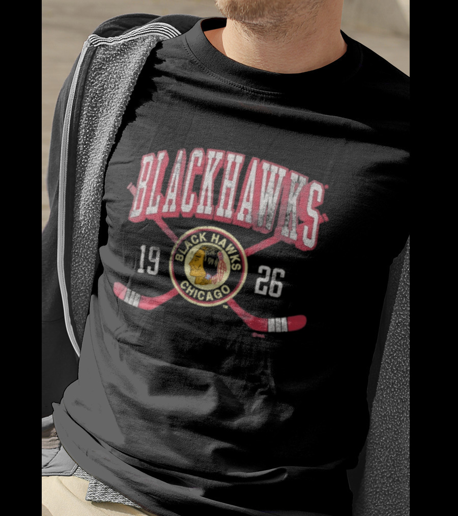 Chicago Blackhawks 1926 Vintage Hockey Team Logo Classic Fans T-Shirt