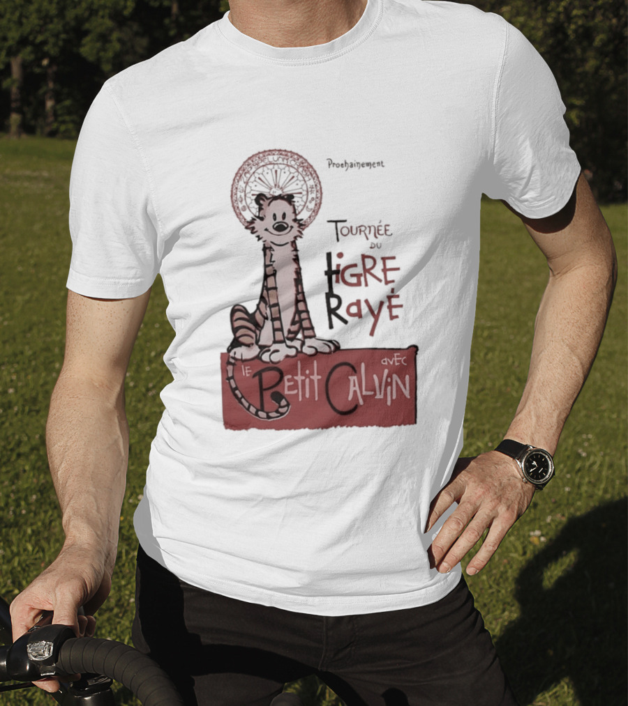 Tournée Du Tigre Raye Le Petit Calvin Avec Hobbes T-Shirt