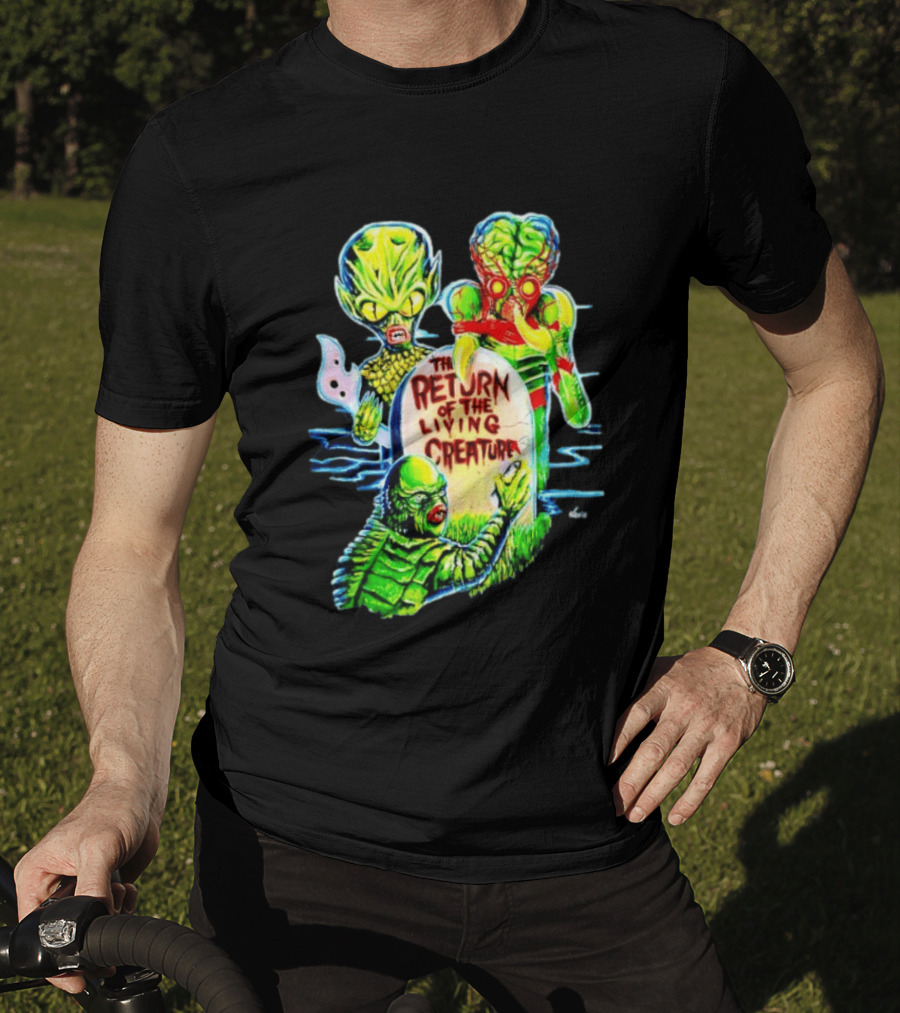 The Return Of The Living Creature Horror Movie Monsters And Tombstone Scene T-Shirt