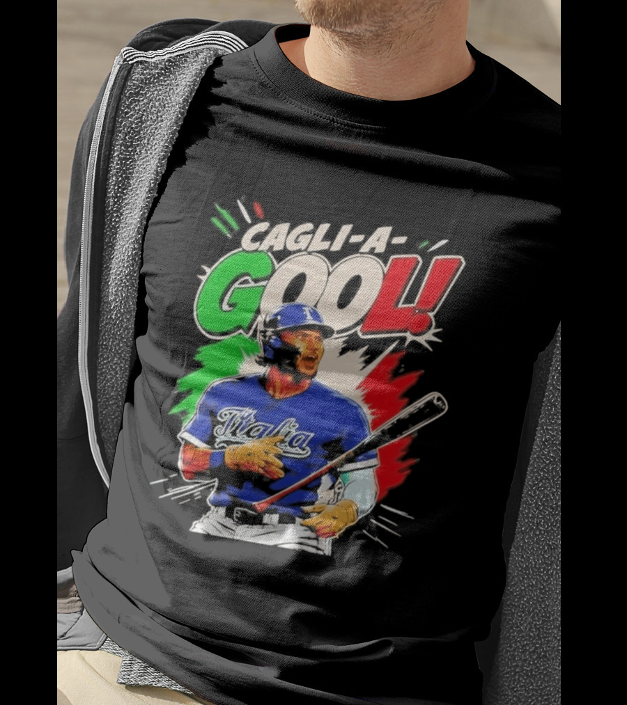 Cagli A Gool Italia Baseball Player Hitter With Italian Flag T-Shirt