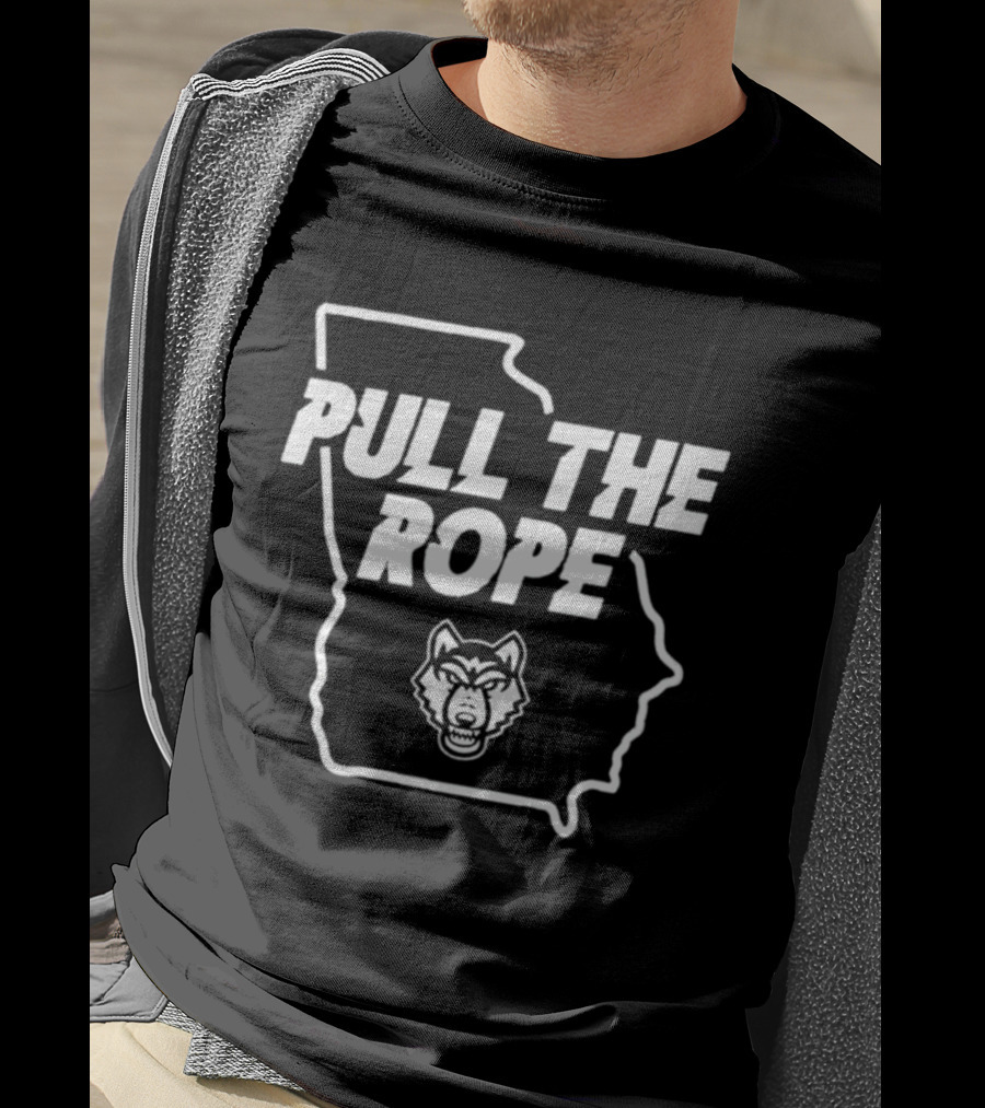 Pull The Rope Georgia Wolf Head Football T-Shirt