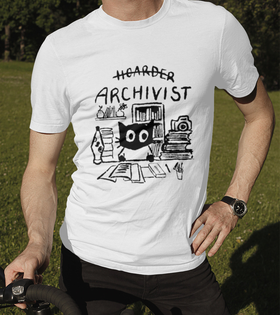 Cat Hoarder Archivist Bookworm Librarian T-Shirt