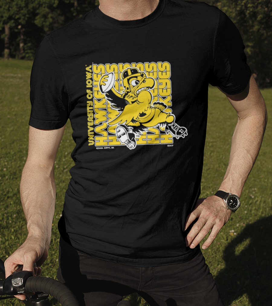 University Of Iowa Hawkeyes Mascot Iowa City Retro 1847 T-Shirt