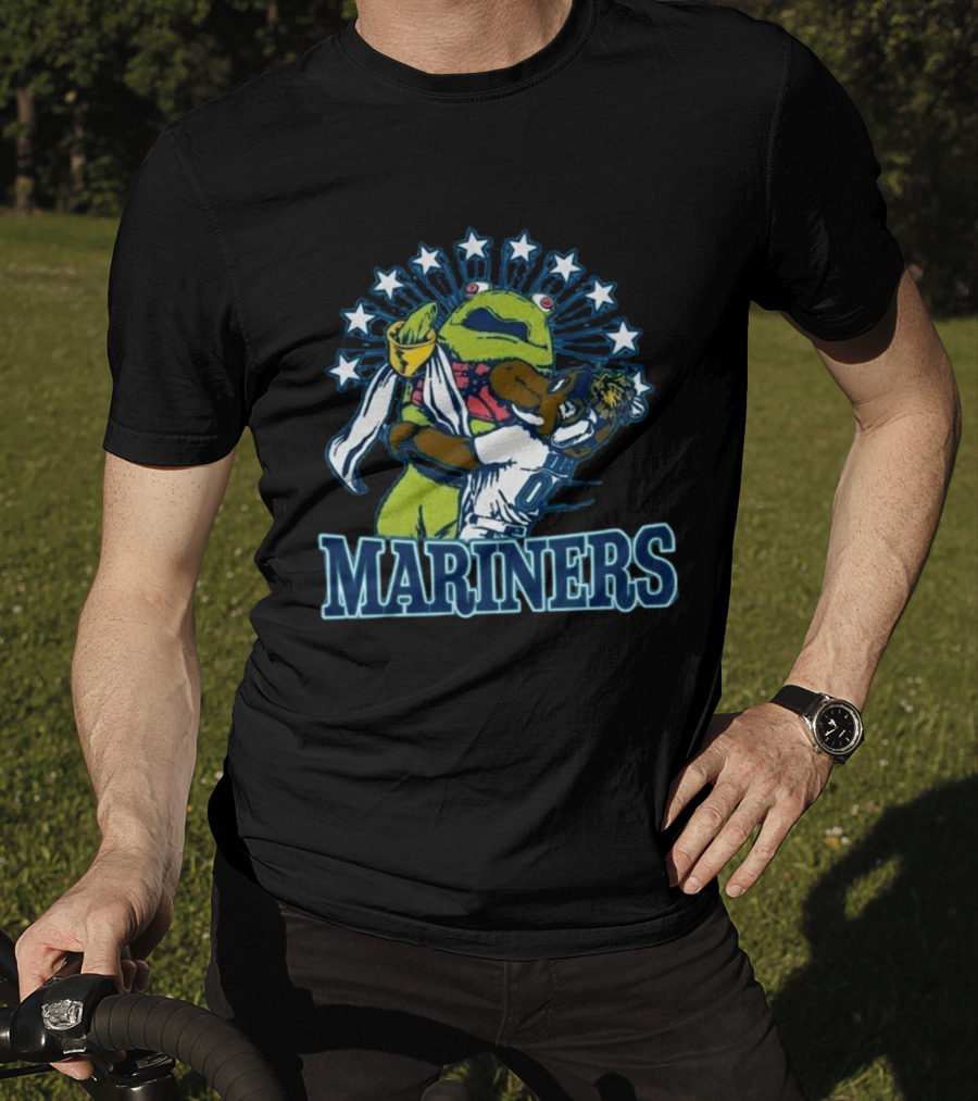 Mariner Moose Hugs Humpy Salmon With Mariners Stars T-Shirt