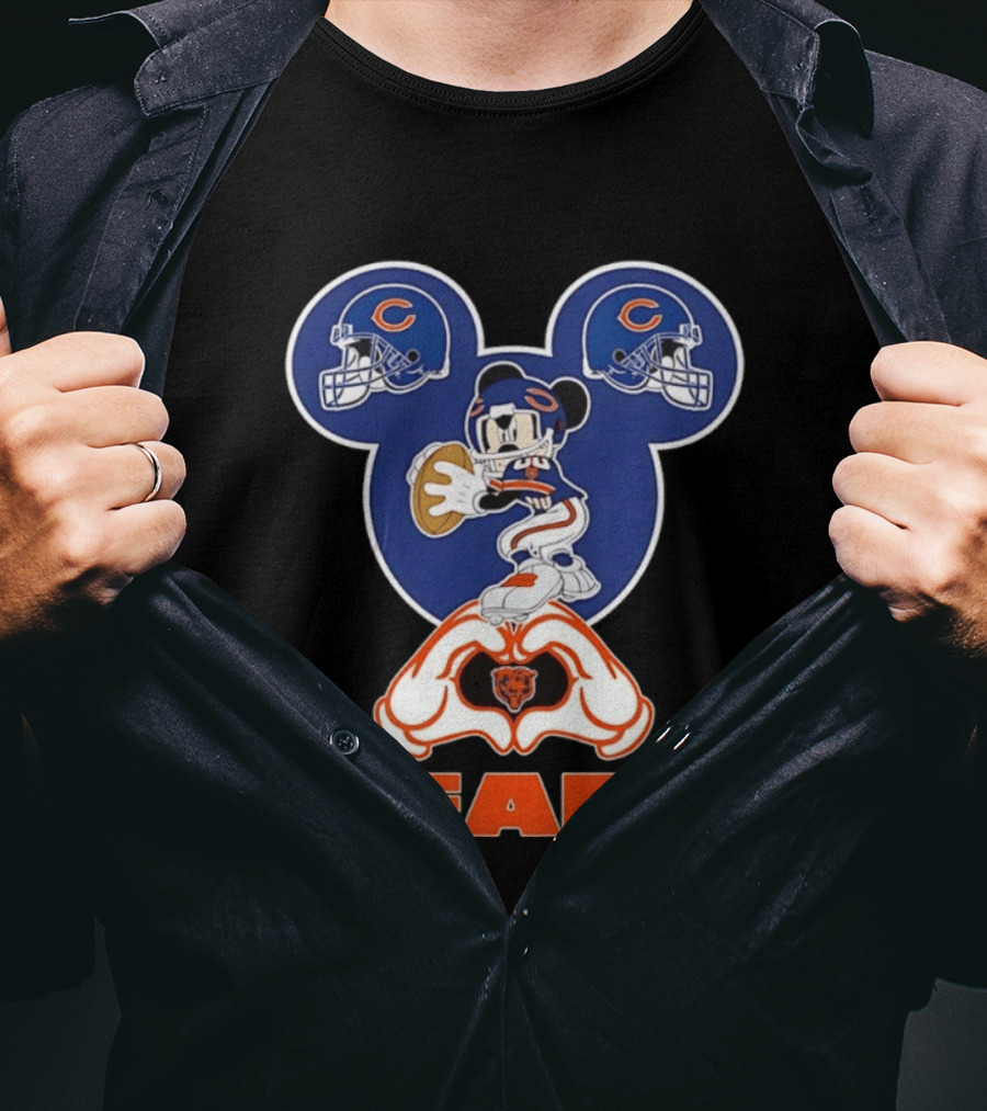 Mickey Mouse Chicago Bears Football Collaboration Bears T-Shirt