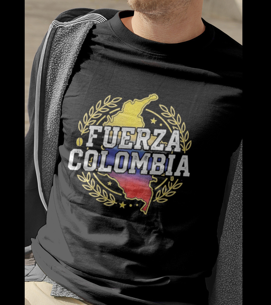 Fuerza Colombia Map Yellow Blue Red Laurel And Stars T-Shirt