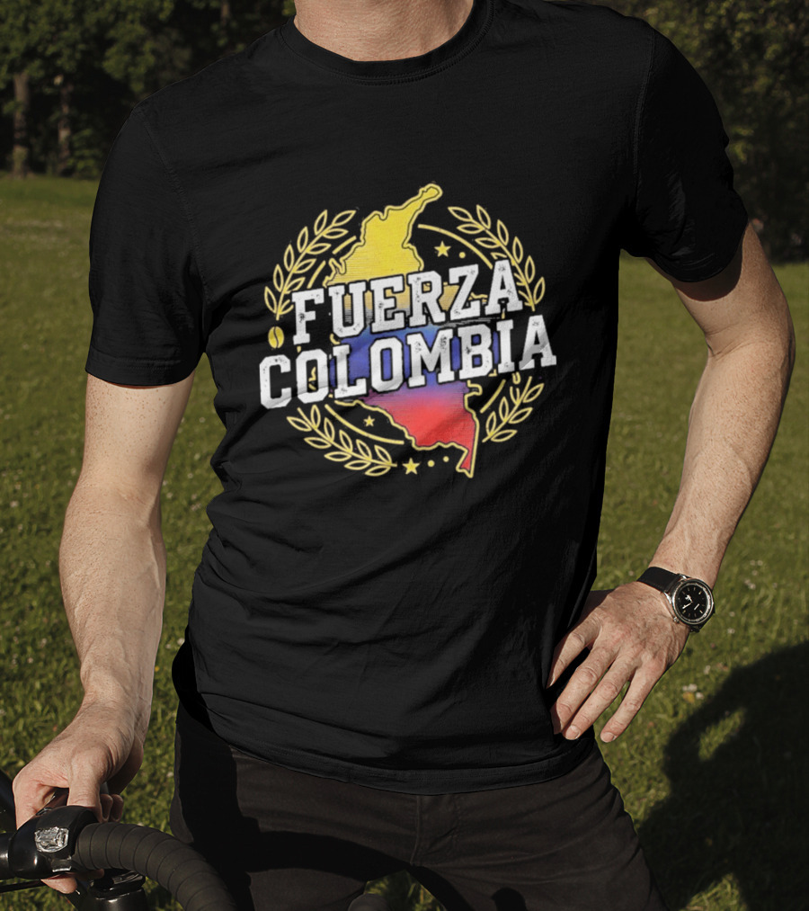 Fuerza Colombia Map Yellow Blue Red Laurel And Stars T-Shirt
