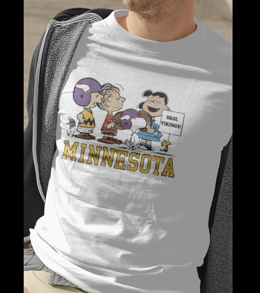 Minnesota Vikings Peanuts Skol Vikings Linus Lucy Woodstock Charlie Brown T-Shirt