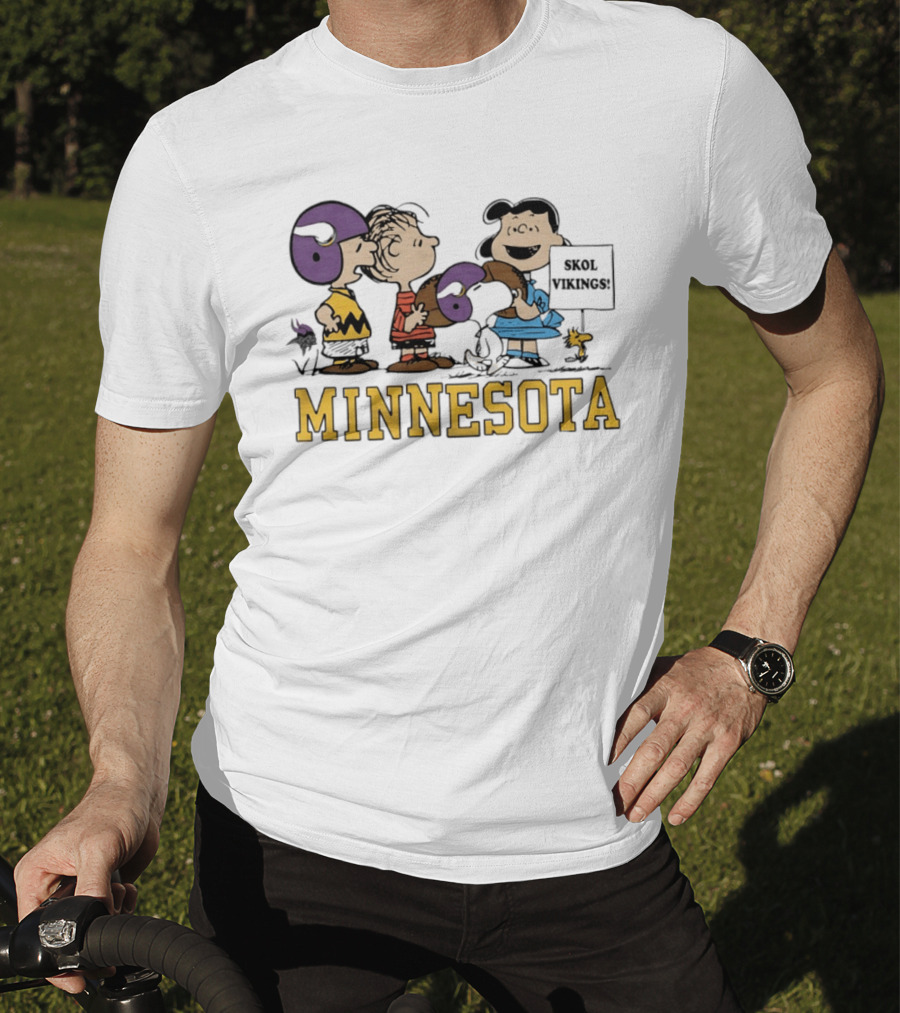 Minnesota Vikings Peanuts Skol Vikings Linus Lucy Woodstock Charlie Brown T-Shirt
