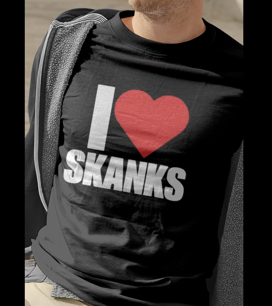 I Heart Skanks Red Love Symbol Humor T-Shirt