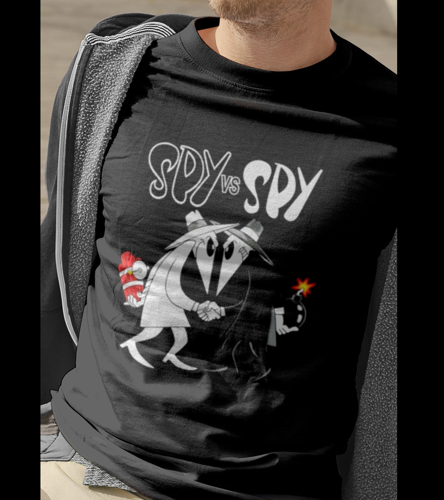 Spy Vs Spy Mad Magazine Comic Strip Cold War Classic Characters Showdown T-Shirt