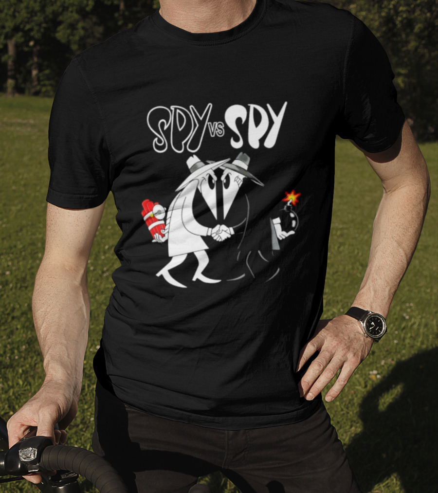 Spy Vs Spy Mad Magazine Comic Strip Cold War Classic Characters Showdown T-Shirt