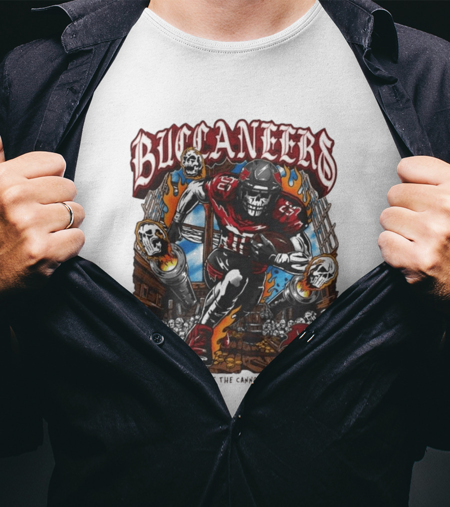 Warren Lotas Buccaneers Skull Football Player Flames T-Shirt