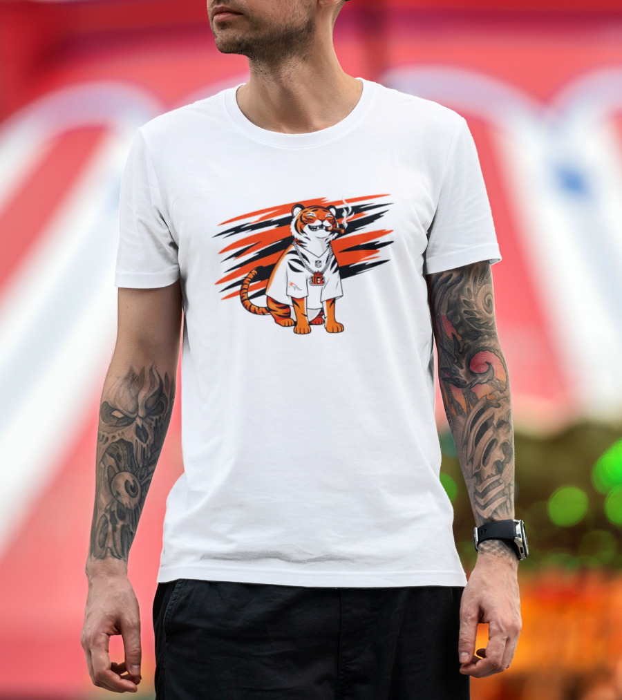 Cincinnati Bengals Tiger With Cigar And KGM Chain T-Shirt