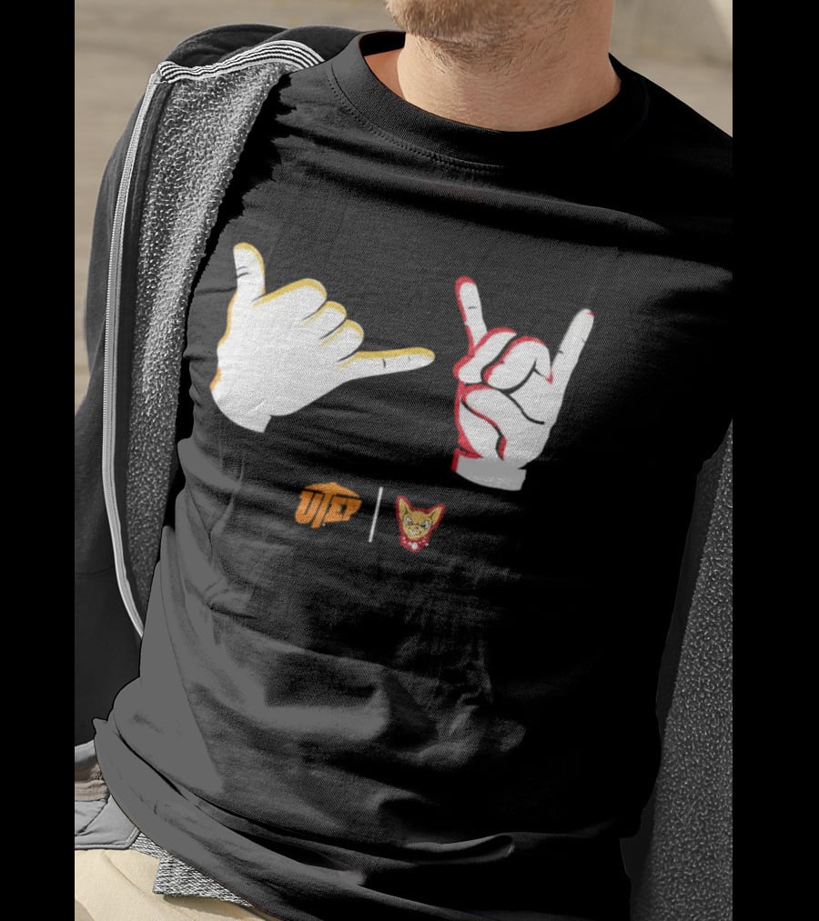 El Paso Chihuahuas Fear The Ears Hand Signs Gesture T-Shirt