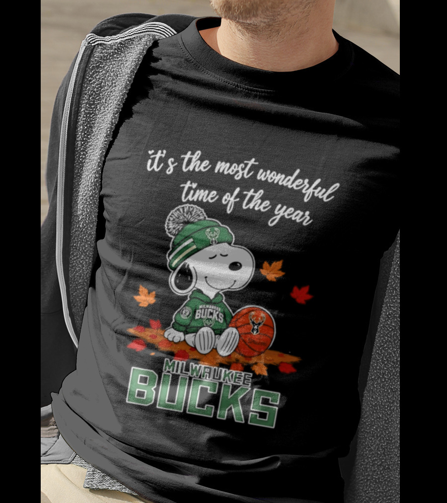 Milwaukee Bucks Snoopy 2026 It's The Most Wonderful Time Of The Year Halloween T-Shirt