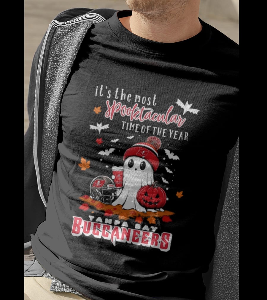 Tampa Bay Buccaneers Halloween Ghost 2026 Spooktacular Time Of The Year T-Shirt