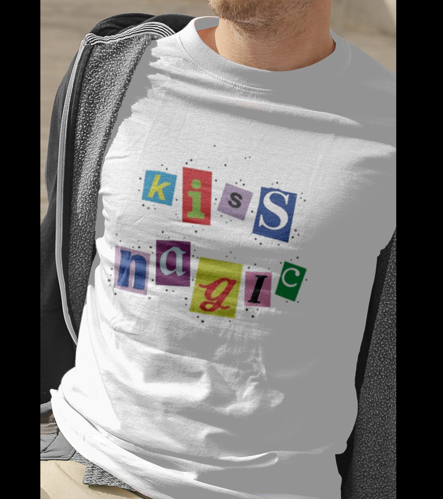 Maisie Williams Kiss Magic Typography Collage T-Shirt