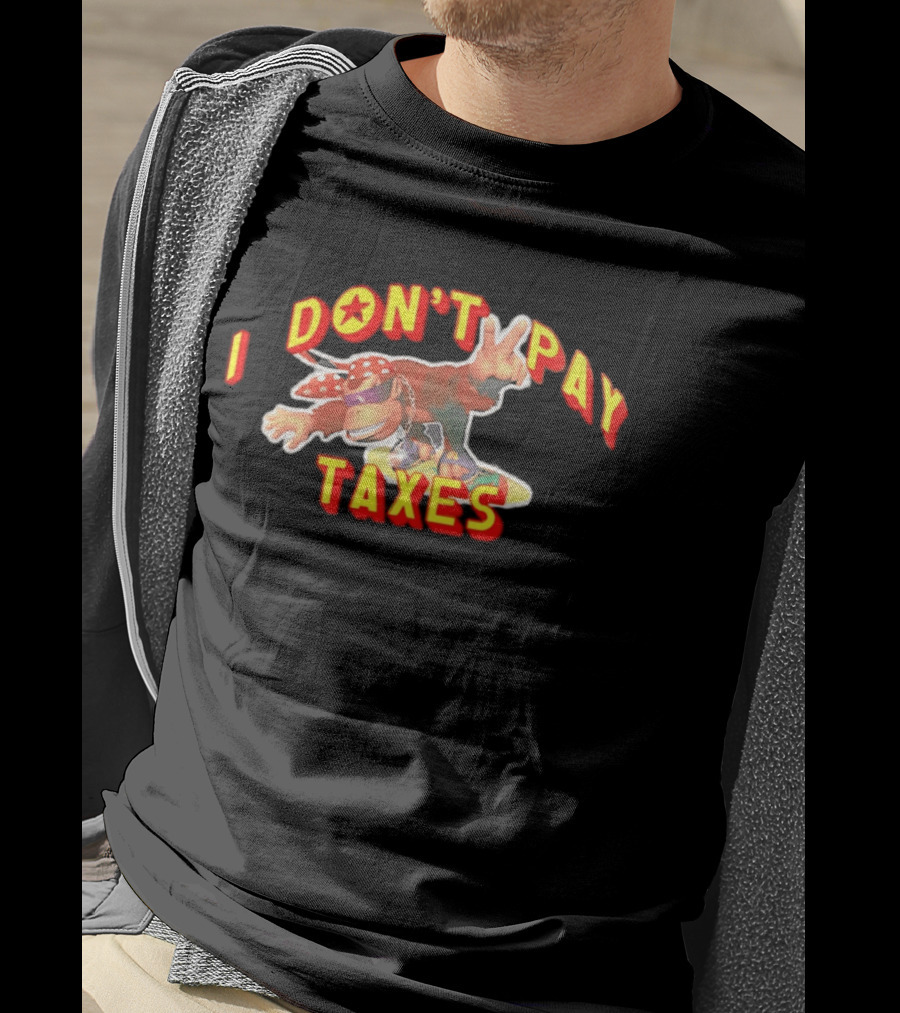 I Don't Pay Taxes Cool Monkey With Peace Sign T-Shirt