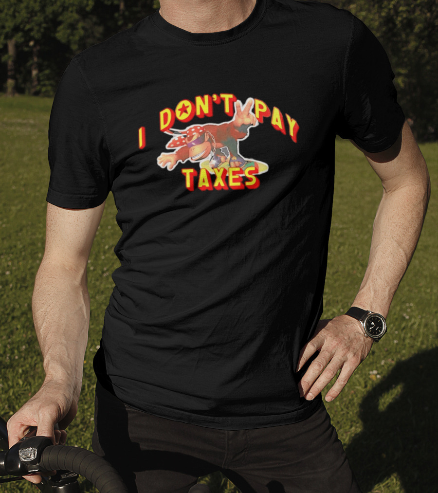 I Don't Pay Taxes Cool Monkey With Peace Sign T-Shirt