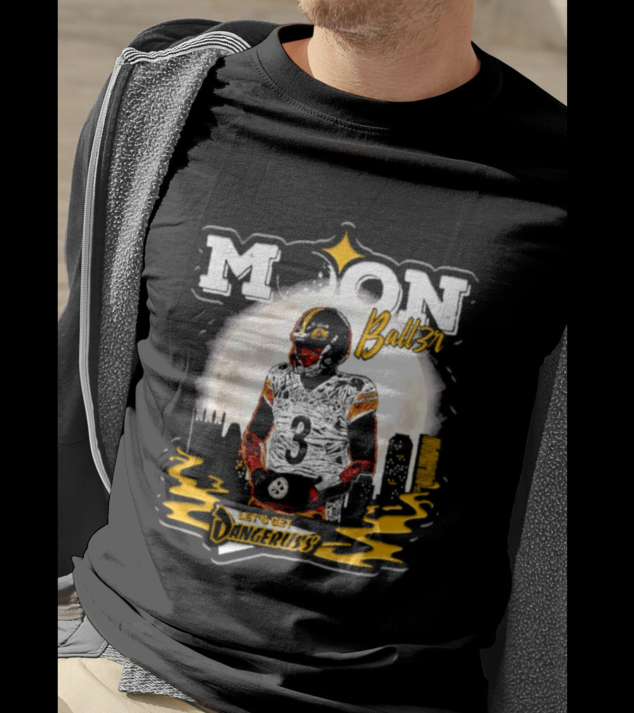 Pittsburgh Steelers Moon Ball3r Dangeruss Football Russell Wilson T-Shirt