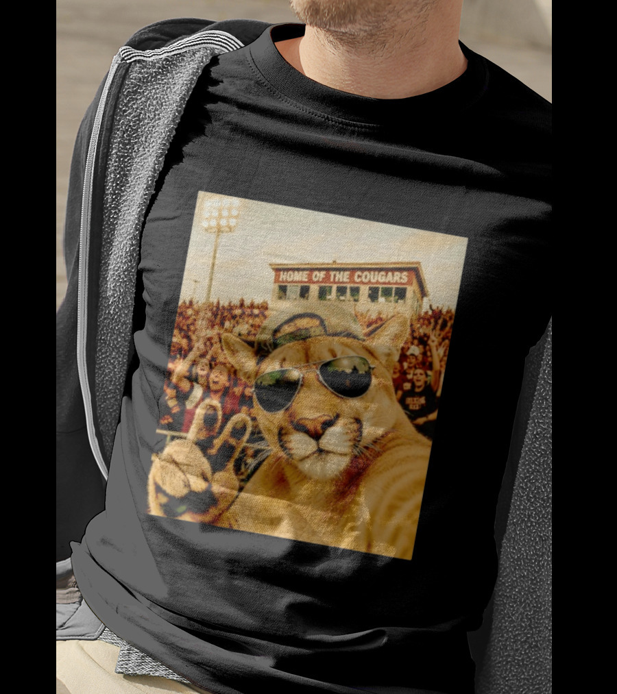 Cougar Selfie Home Of The Cougars Game Day Crowd T-Shirt